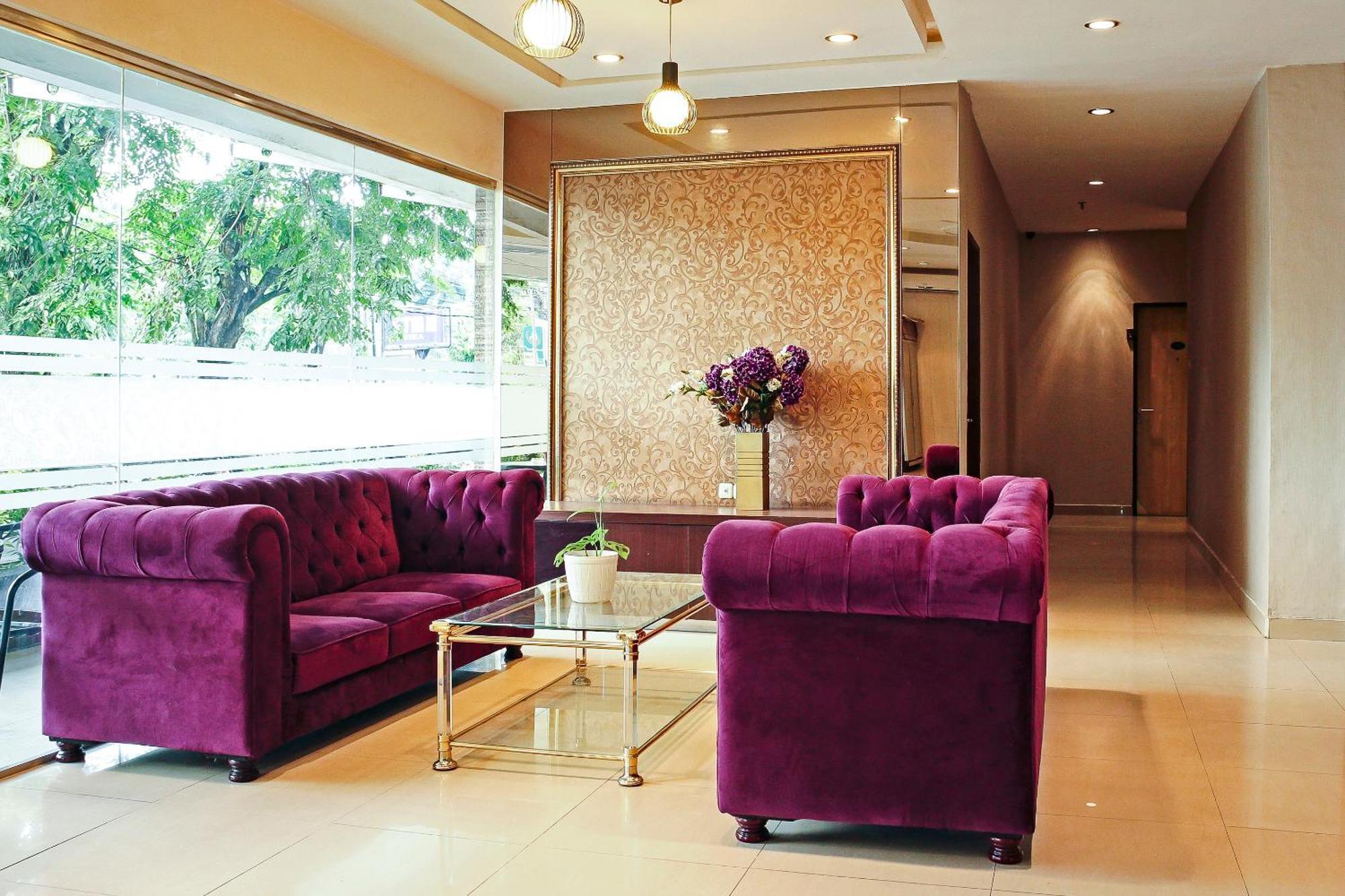 Oyo 1009 Hotel Bumi Malaya Medan Kültér fotó